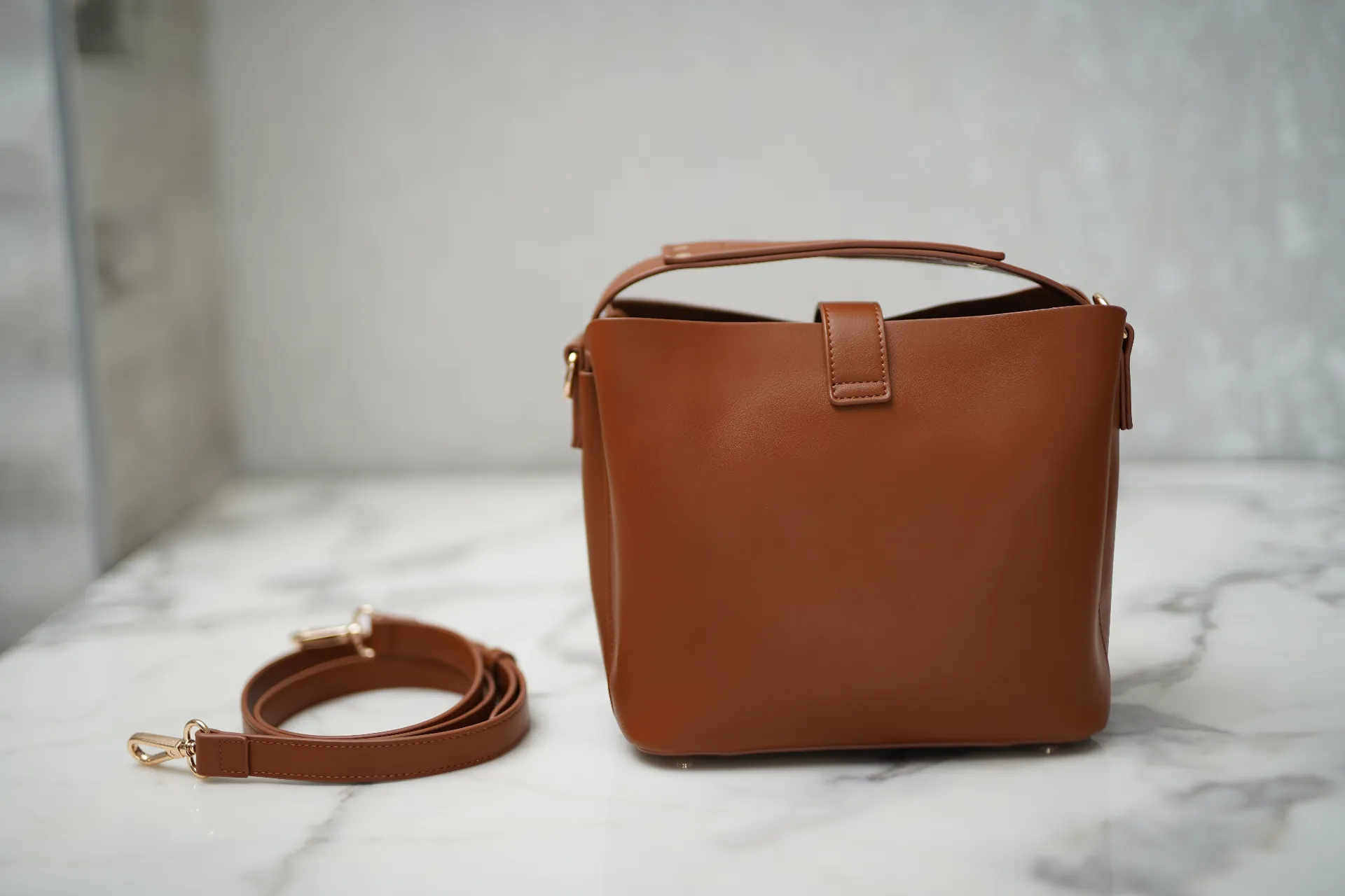 Cognac Bucket